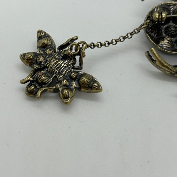 Gothic Spider Brooch Pin Dangling Fly Pearl Red Rhinestone Insect Halloween - Picture 10 of 13